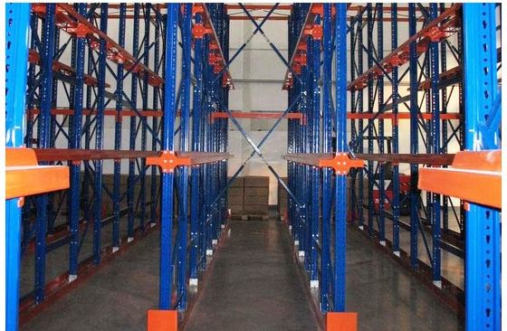 Sistemas de almacenamiento de pallets para almacenamiento en frío