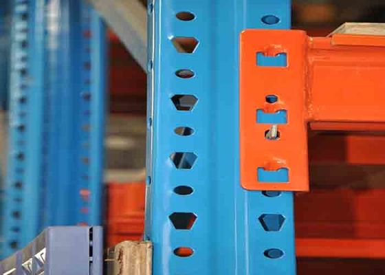 Q235B Estantes de almacenamiento de acero de carga pesada con tablero de contrachapado
