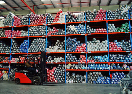 Reposables para paletas de carga pesada ajustables para centros de distribución