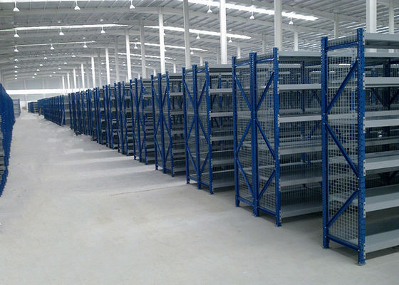 Sistema de estante de almacenamiento industrial ligero Revestimiento en polvo Finalización 100kg-120kg/capa