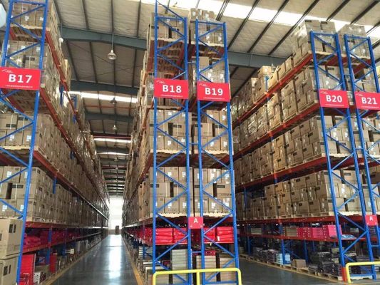 Estantes de almacenamiento de acero para equipos de almacenamiento