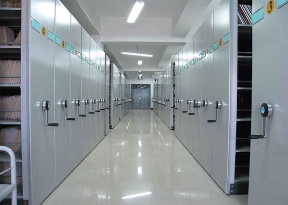 El sistema de estantes de archivos móviles de metal para almacenamiento de archivos / libros de la biblioteca