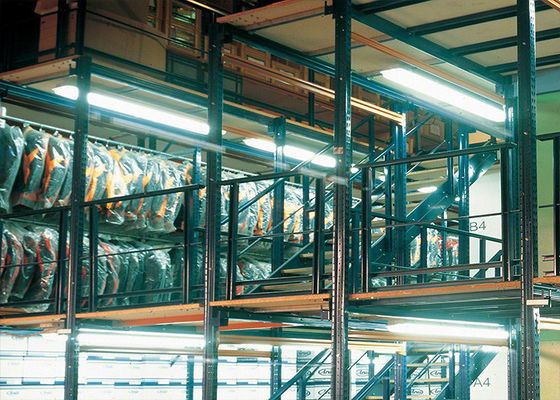 Revestimiento en polvo de acero industrial pisos de mezzanine con pasarelas para almacén