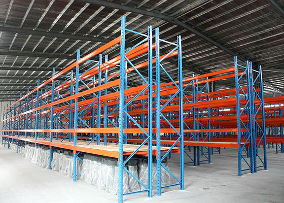 Estantes de almacenamiento de acero industrial de trabajo pesado personalizados para almacenes enormes