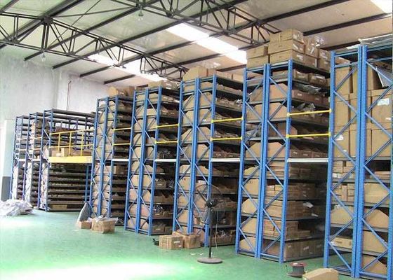 Estantes de almacenamiento de acero industrial de mezanina con soporte de bastidor laminados en frío con marcos de bastidor