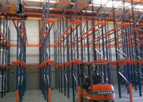 500-4000 kg/palet Drive in and Drive through Racking Tamaño personalizado