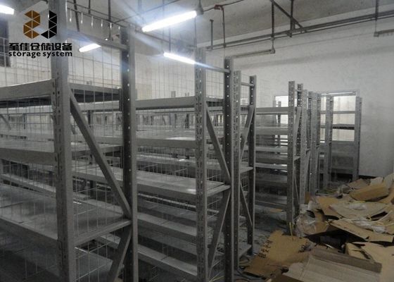 Q235 / Q345 Estantes industriales de acero de trabajo pesado tamaño personalizado